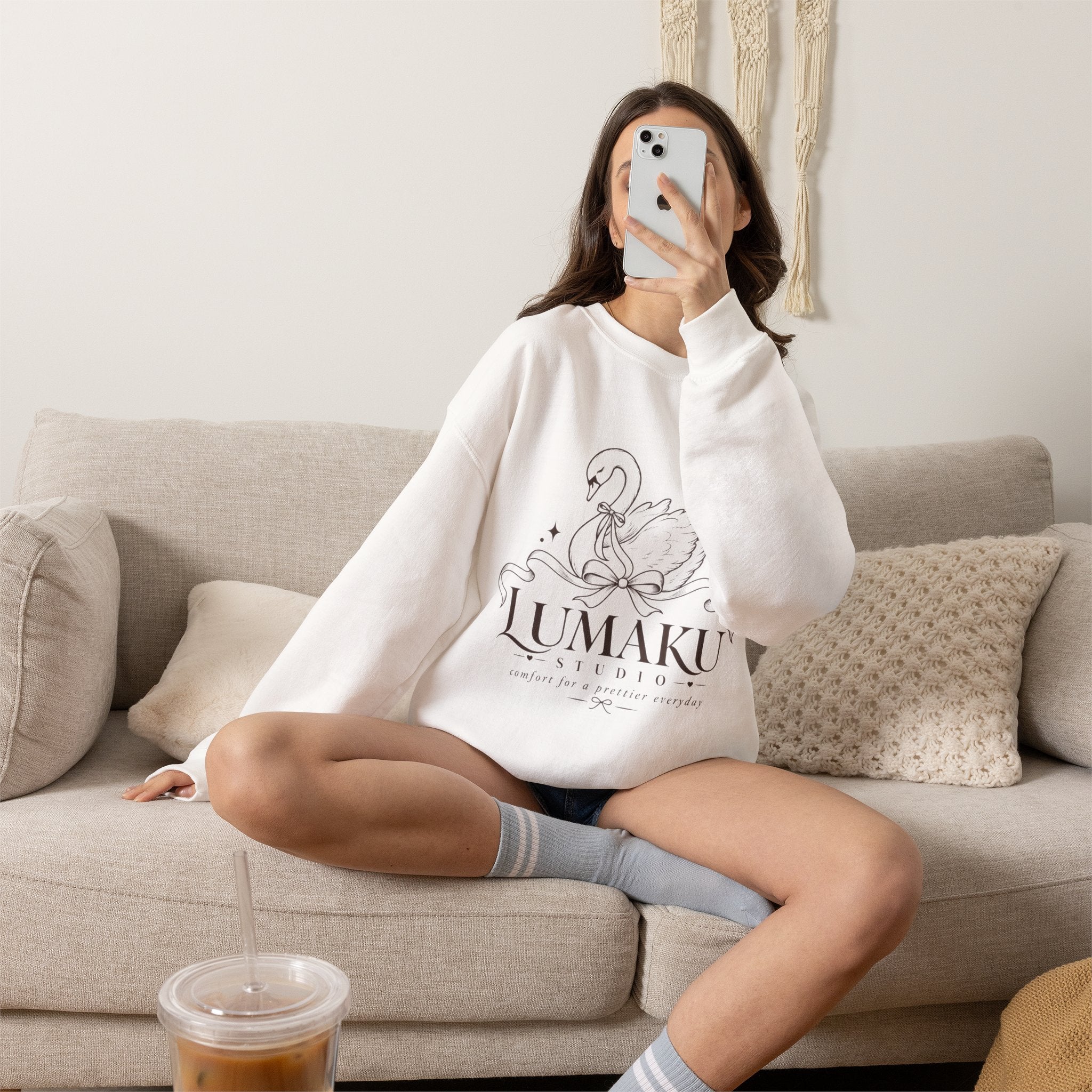 LUMAKU Swan Bow Crewneck — Graceful Swan & Ribbon Sweatshirt